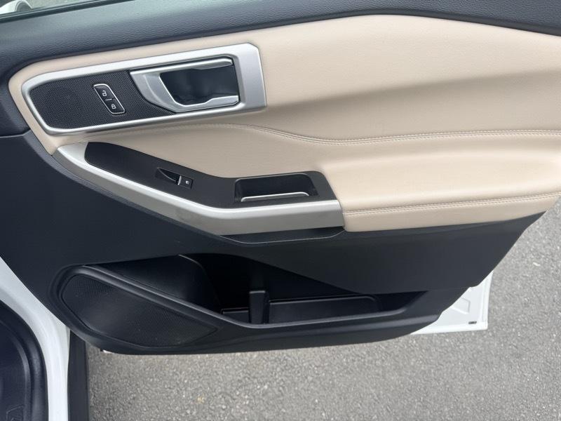 Ford Explorer XLT AWD 2023