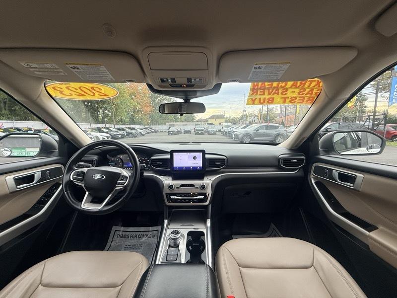 Ford Explorer XLT AWD 2023