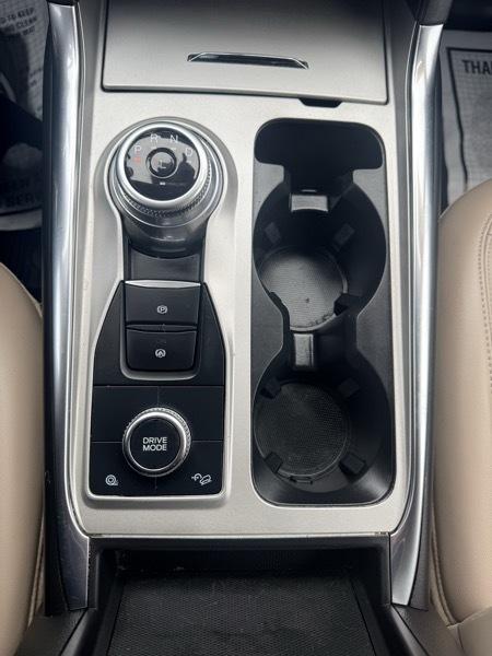 Ford Explorer XLT AWD 2023