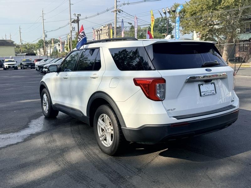 Ford Explorer XLT AWD 2020