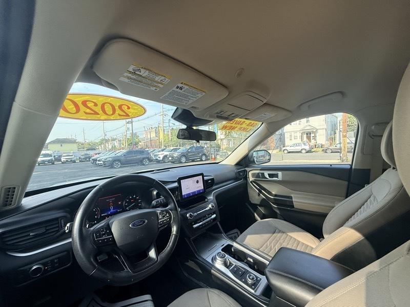 Ford Explorer XLT AWD 2020