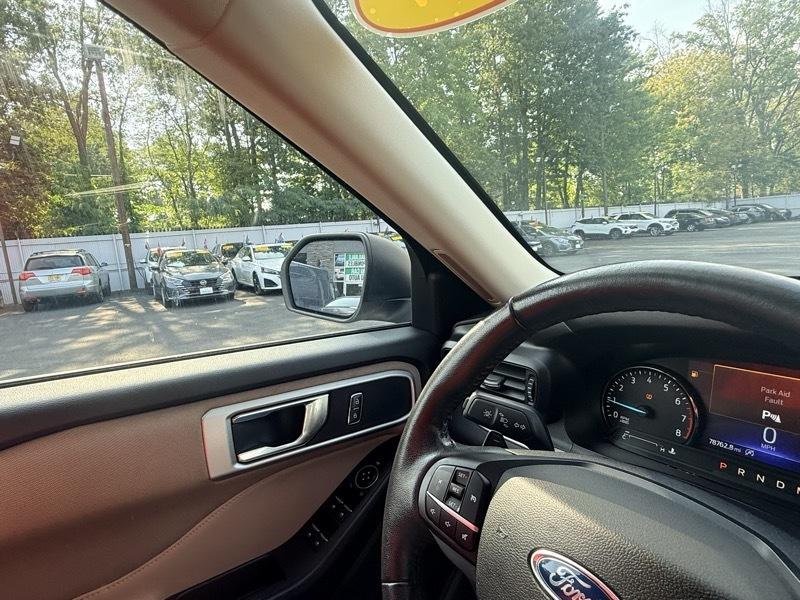 Ford Explorer XLT AWD 2020