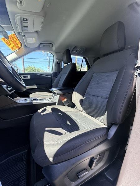 Ford Explorer XLT AWD 2023