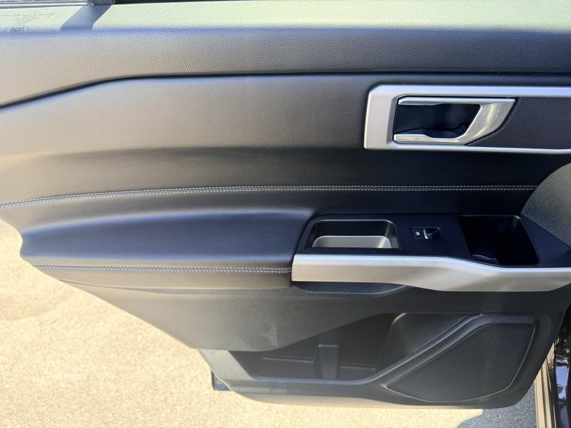 Ford Explorer XLT AWD 2023