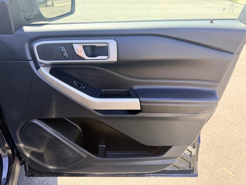 Ford Explorer XLT AWD 2023