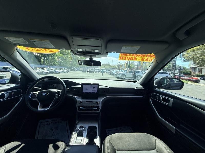 Ford Explorer XLT AWD 2023