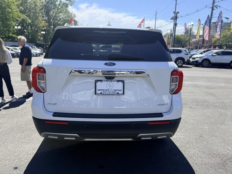Ford Explorer XLT AWD 2023