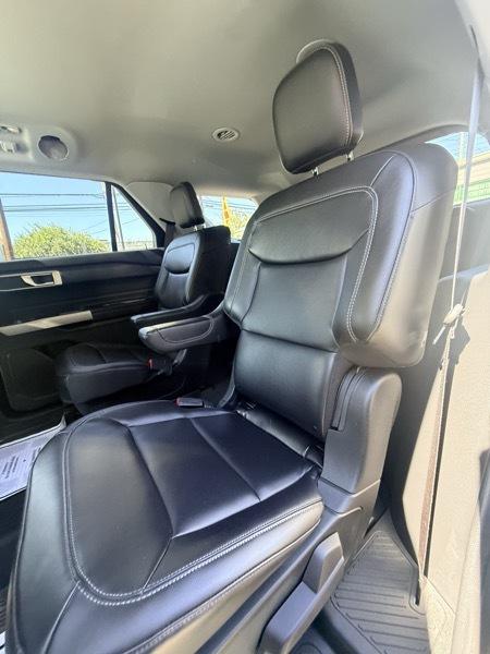 Ford Explorer XLT AWD 2023