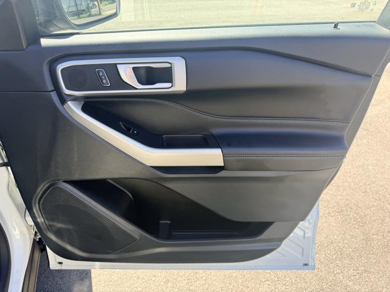 Ford Explorer XLT AWD 2023