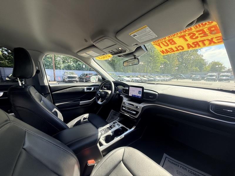 Ford Explorer XLT AWD 2023