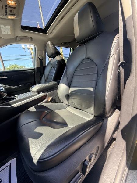 Toyota Highlander XLE AWD V6 2022