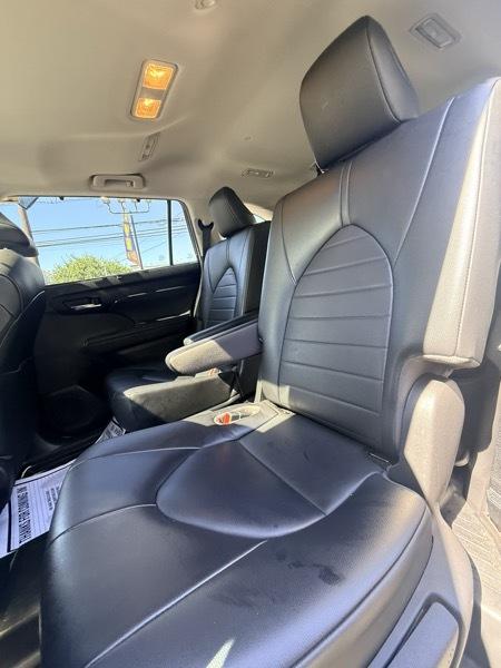 Toyota Highlander XLE AWD V6 2022