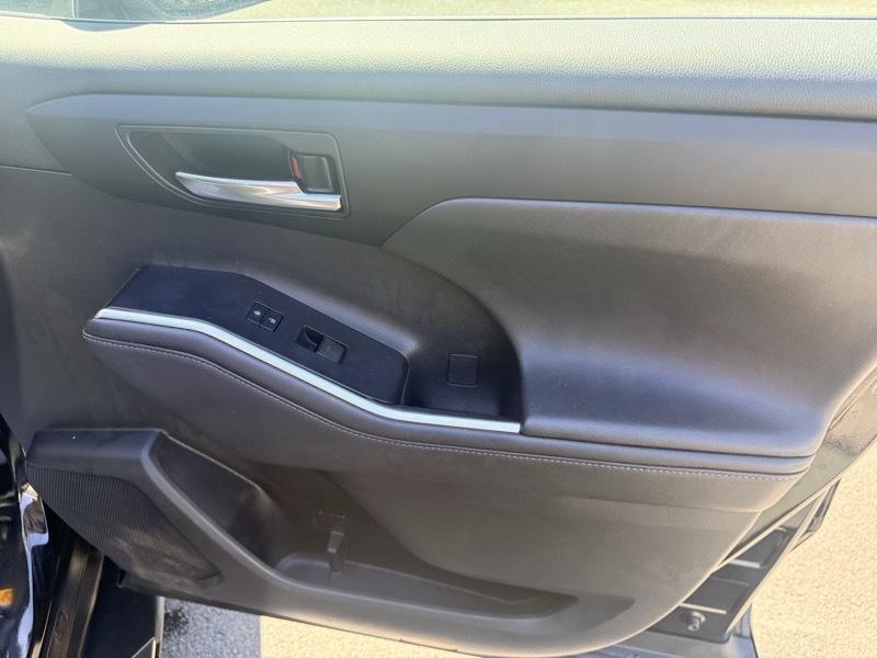 Toyota Highlander XLE AWD V6 2022