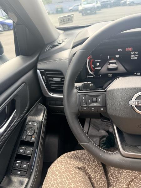 Nissan Rogue SV 2025