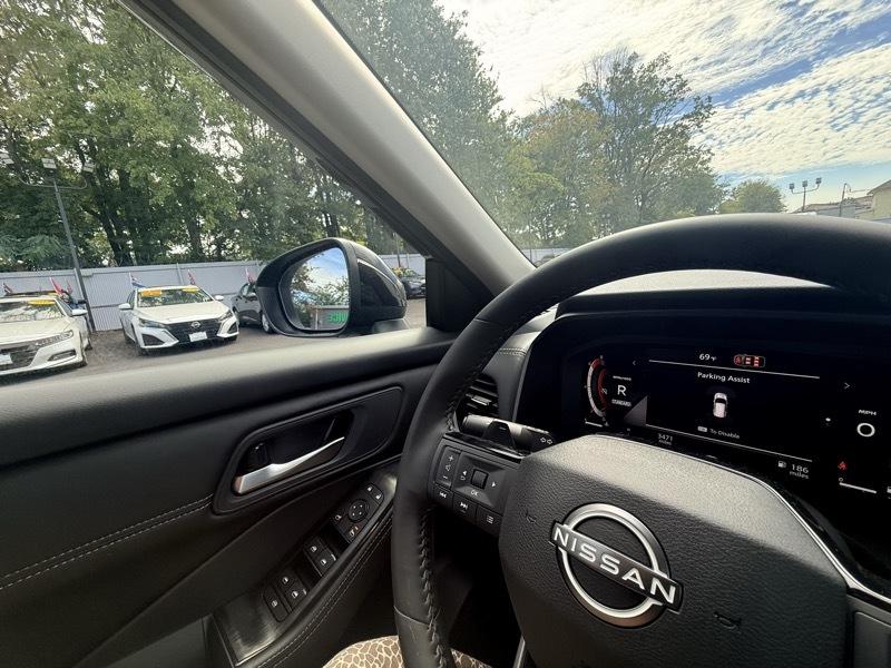 Nissan Rogue SV 2025