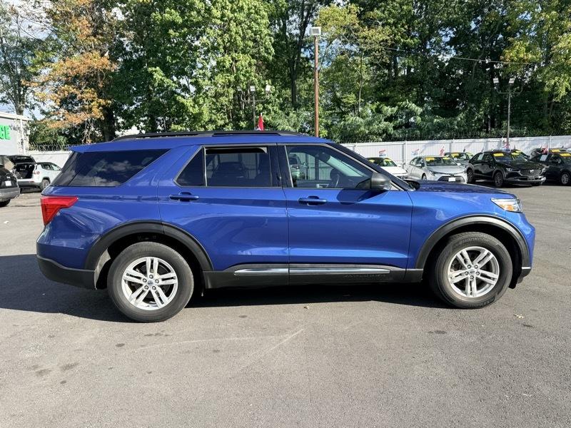 Ford Explorer XLT 2022