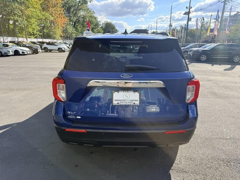 Ford Explorer XLT 2022