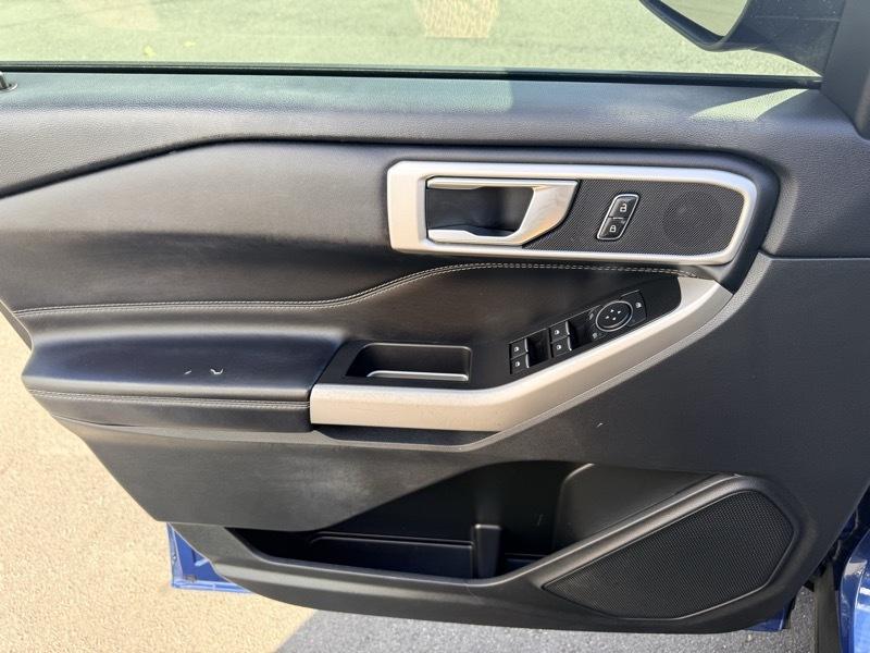 Ford Explorer XLT 2022