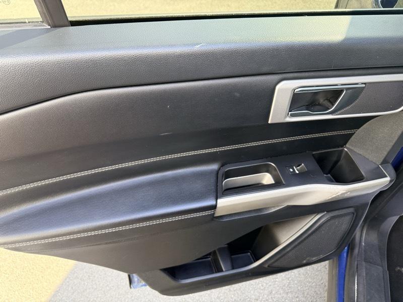 Ford Explorer XLT 2022