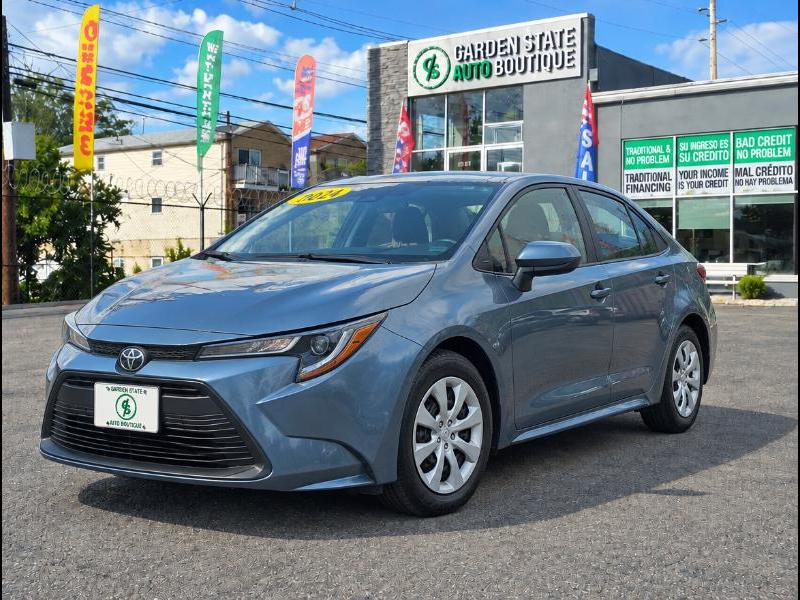 Gray 2024 Toyota Corolla Sedan Front-Wheel Drive 