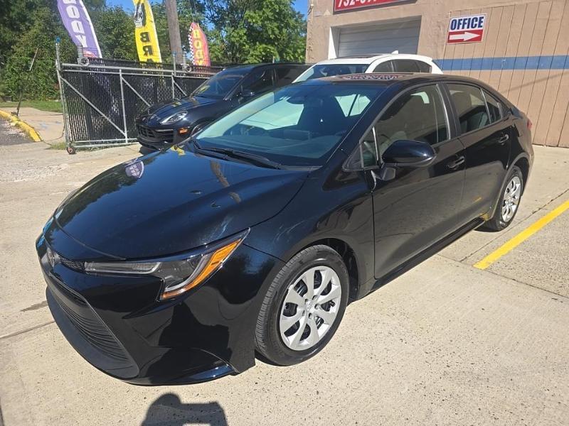 Toyota Corolla LE 2025