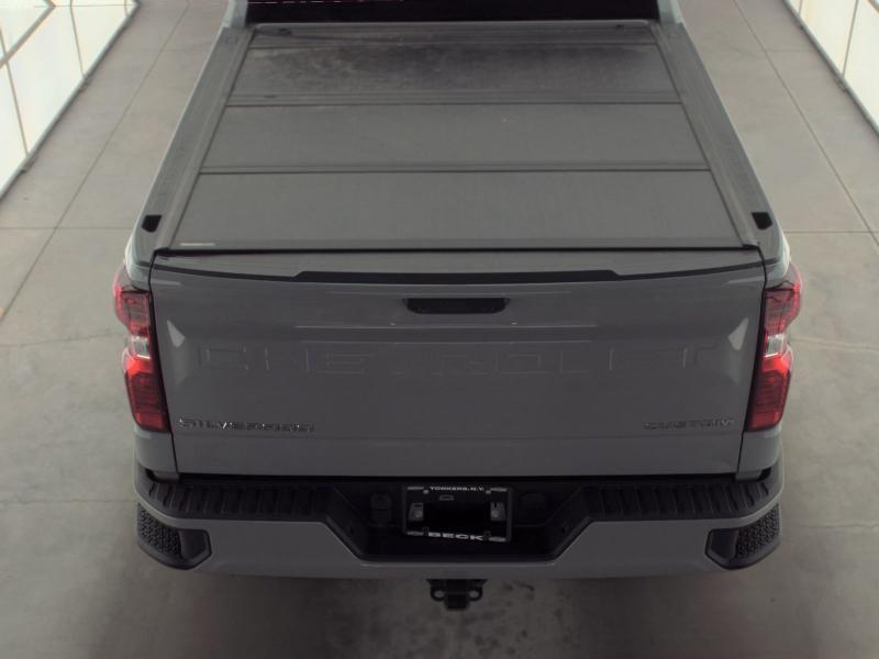 Chevrolet Silverado 1500 Custom Crew Cab 4WD 2025