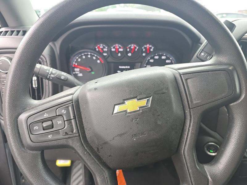 Chevrolet Silverado 1500 Custom Crew Cab 4WD 2025