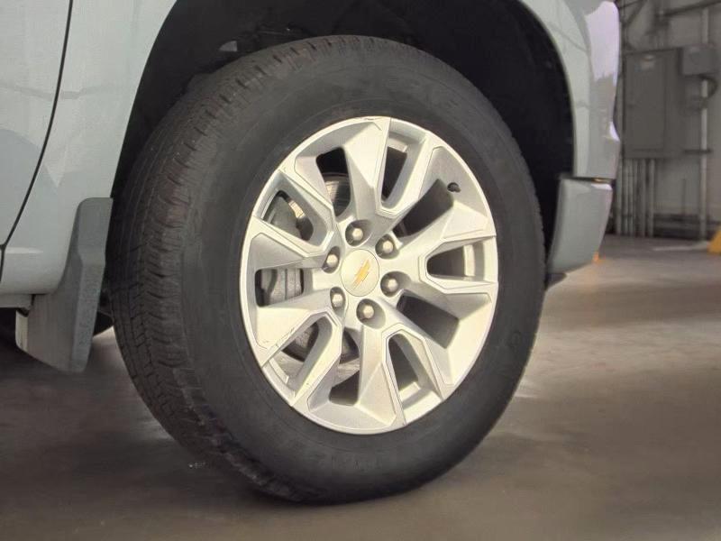 Chevrolet Silverado 1500 Custom Crew Cab 4WD 2025