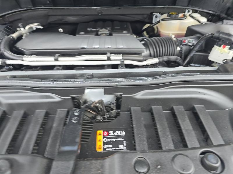 Chevrolet Silverado 1500 Custom Crew Cab 4WD 2025