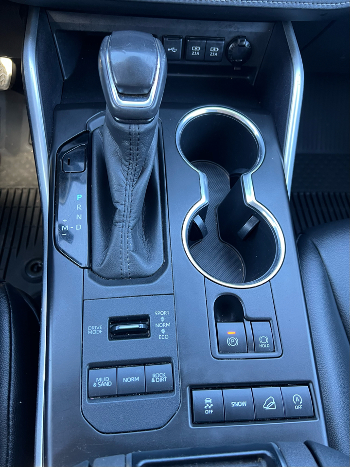 Toyota Highlander XLE AWD V6 2020