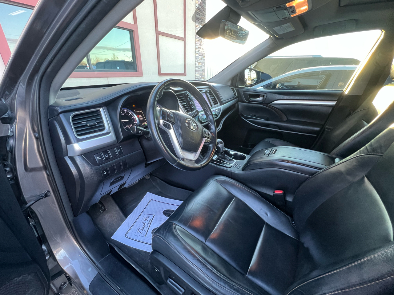 Toyota Highlander SE FWD V6 2017