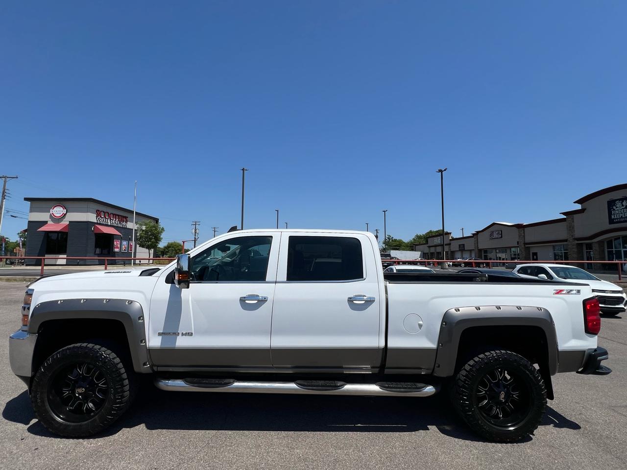 Chevrolet Silverado 2500HD LTZ Crew Cab 4WD 2015