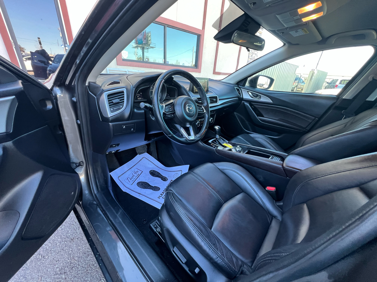 Mazda MAZDA3 i Touring AT 4-Door 2017