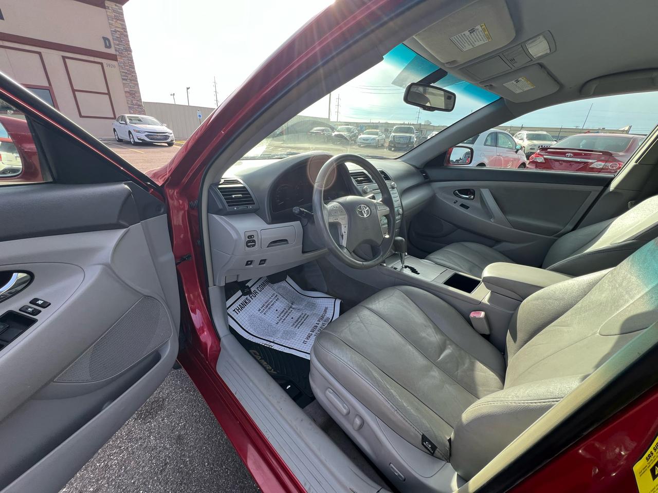 Toyota Camry Hybrid Sedan 2007