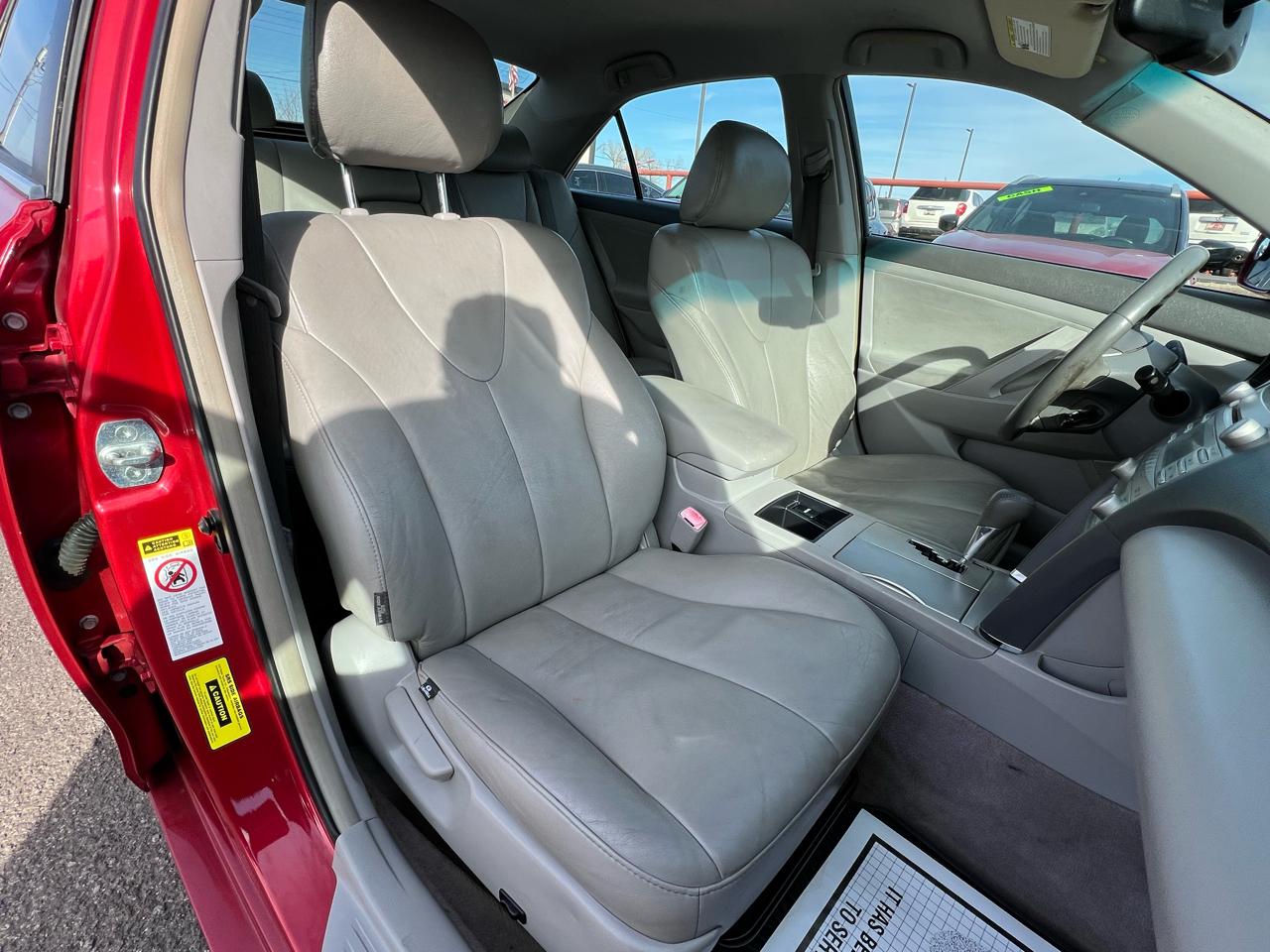 Toyota Camry Hybrid Sedan 2007