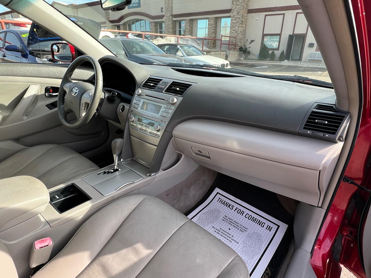 Toyota Camry Hybrid Sedan 2007