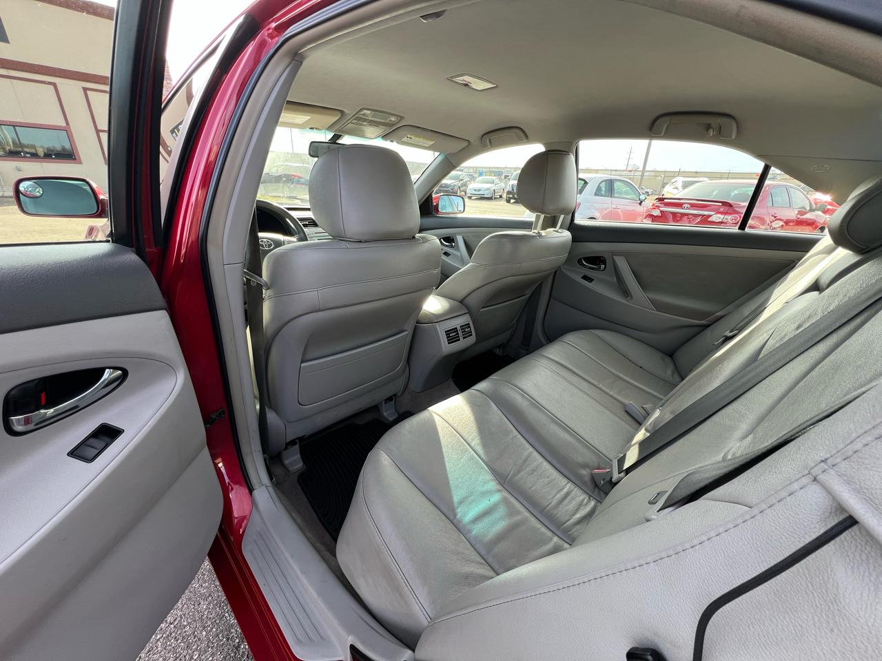 Toyota Camry Hybrid Sedan 2007