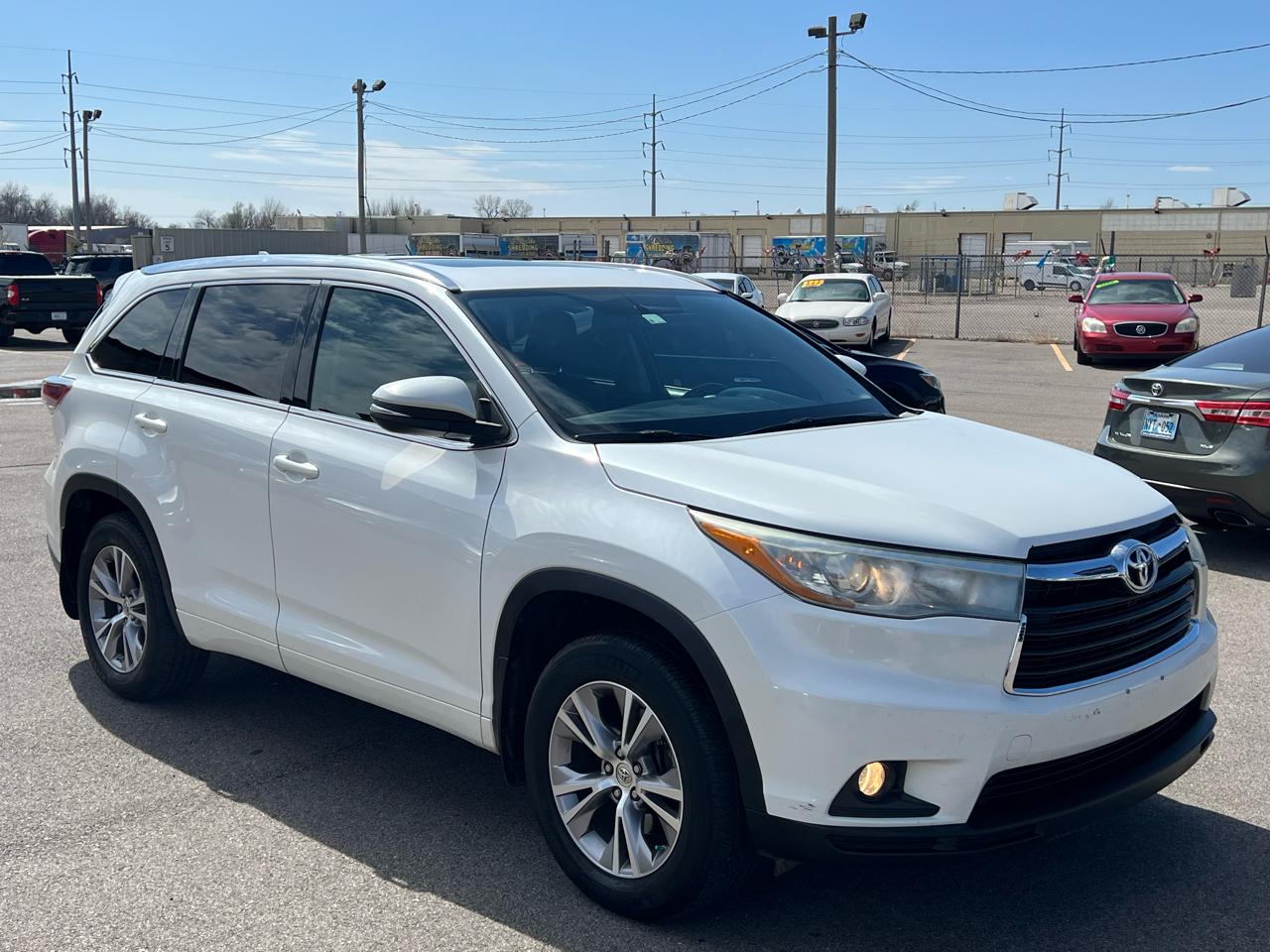 Toyota Highlander XLE FWD V6 2015