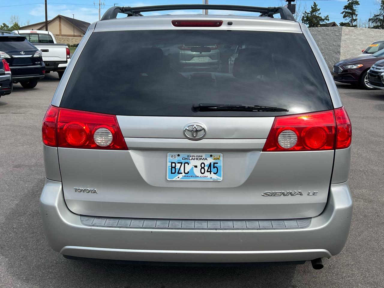 Toyota Sienna CE FWD 8-Passenger 2008