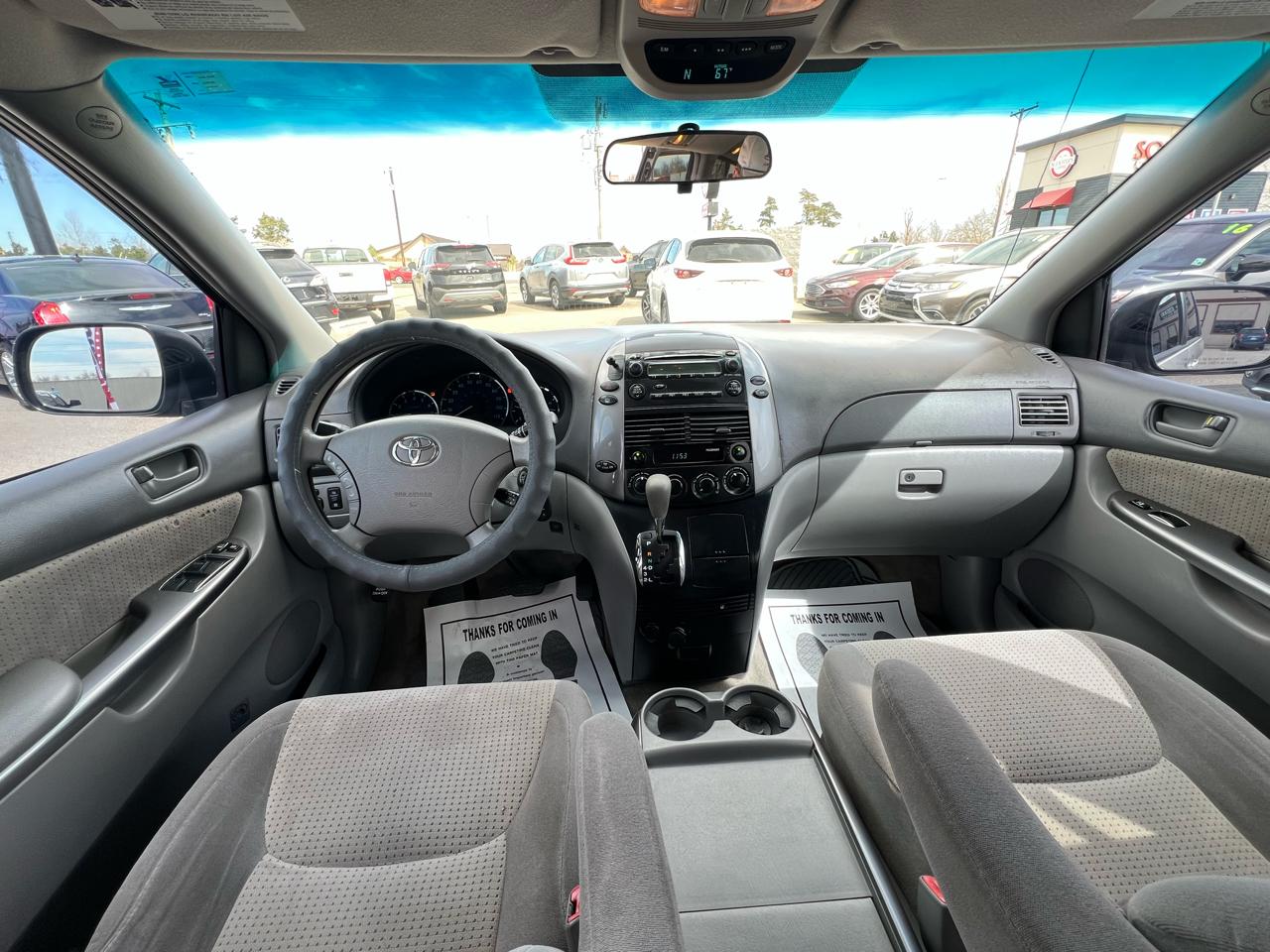 Toyota Sienna CE FWD 8-Passenger 2008