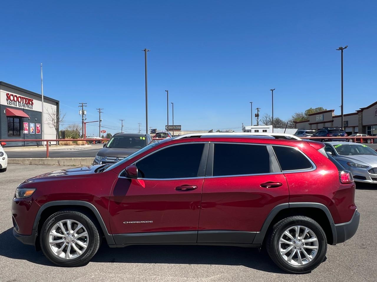 Jeep Cherokee Latitude FWD 2019