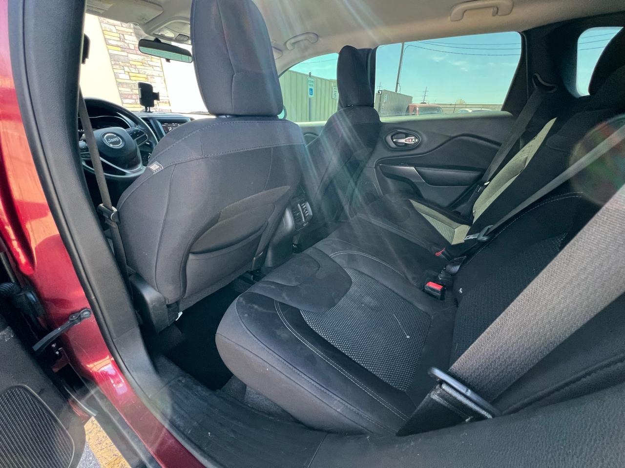 Jeep Cherokee Latitude FWD 2019