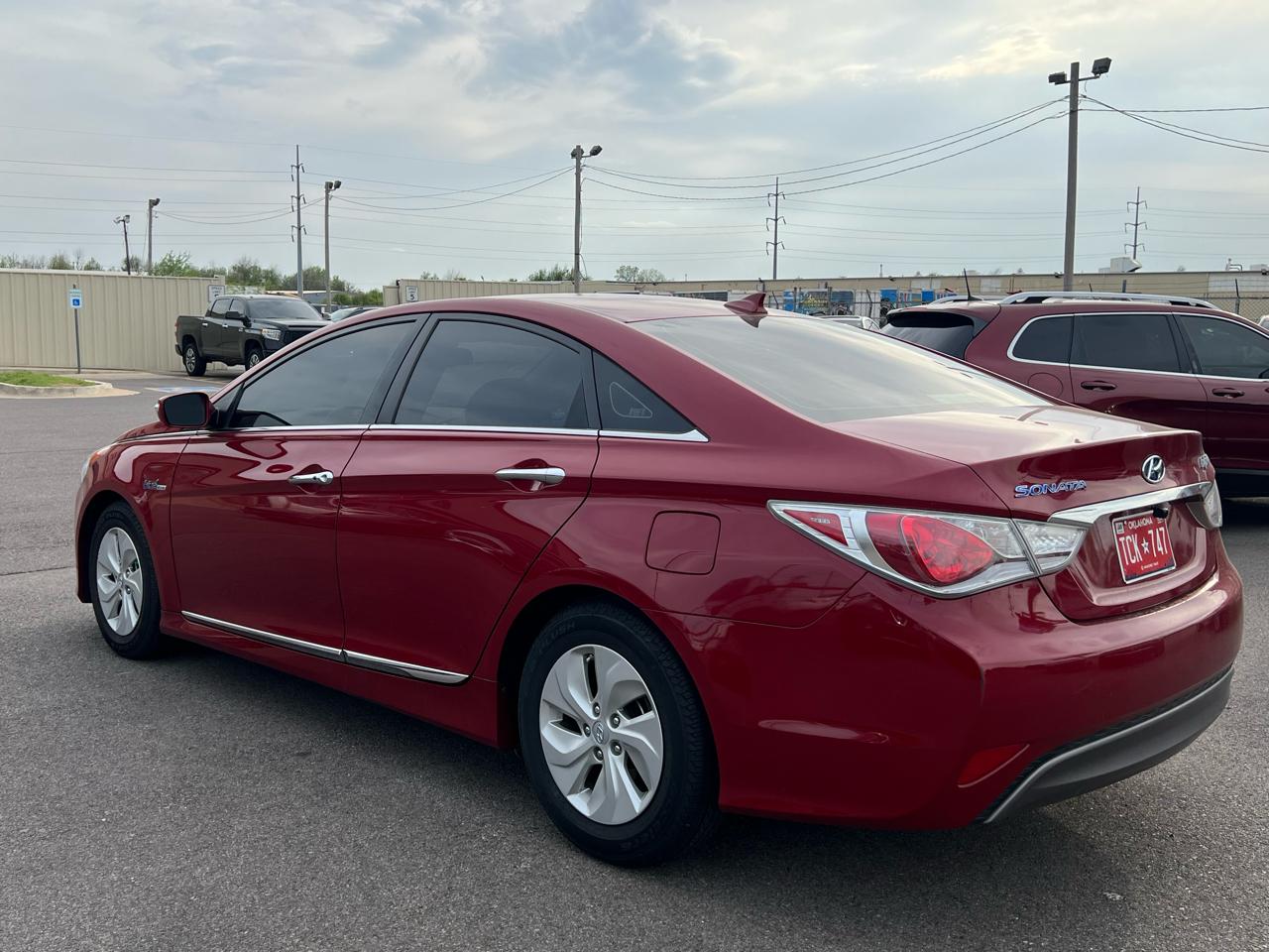 Hyundai Sonata Hybrid Sedan 2013