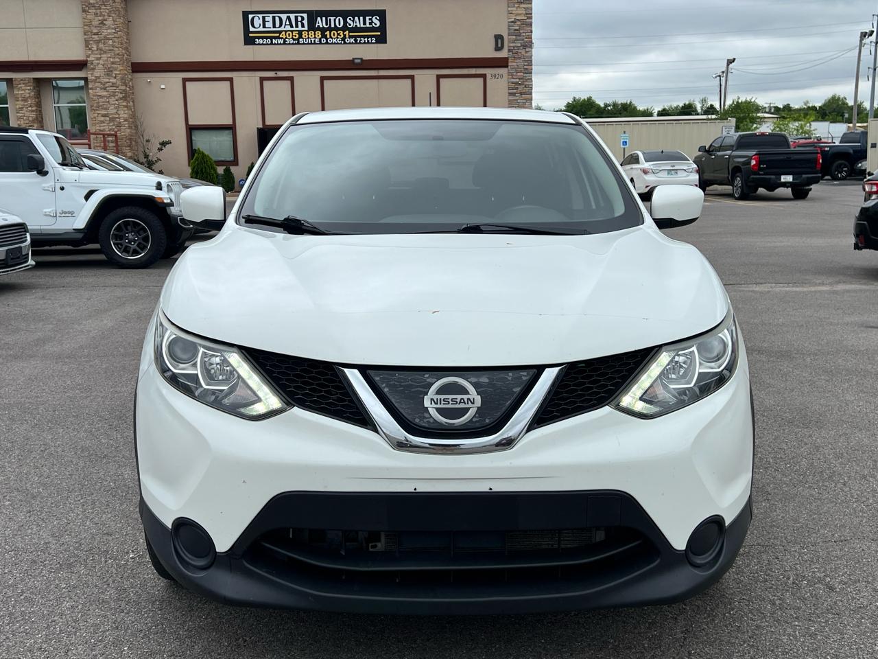 Nissan Rogue Sport S 2019