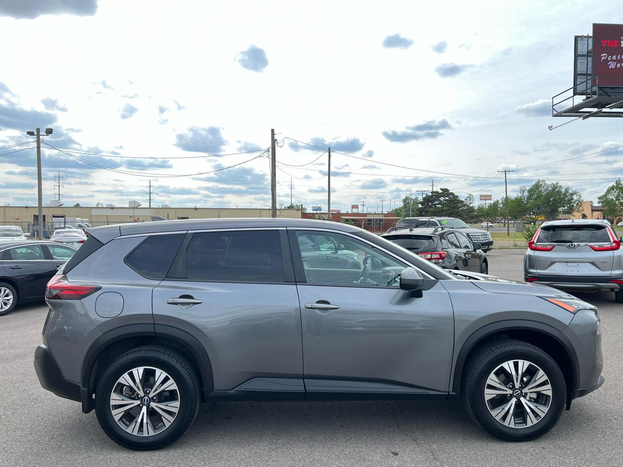 Nissan Rogue SV 2023
