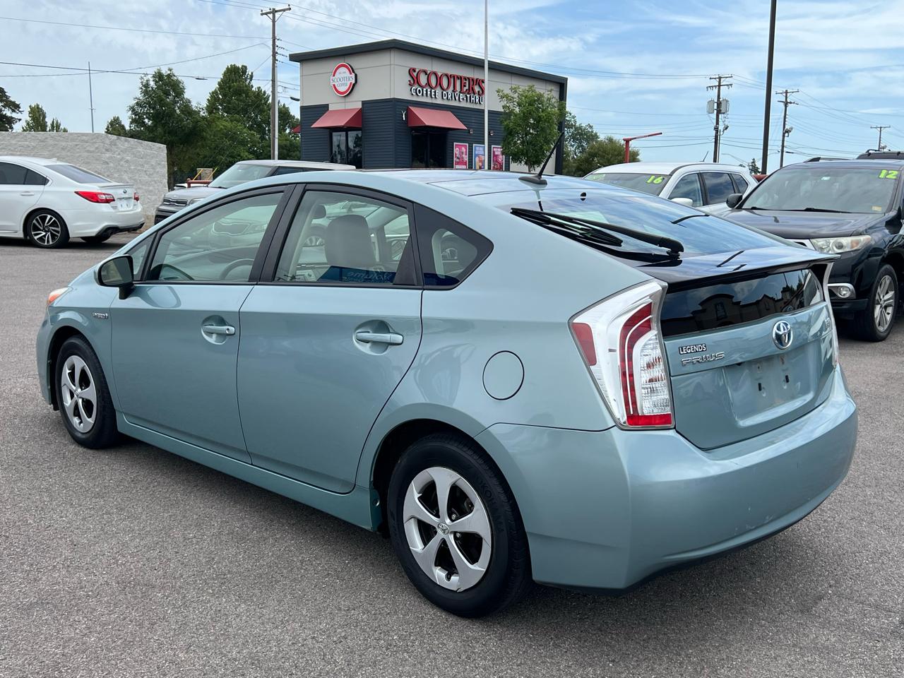 Toyota Prius Prius V 2012