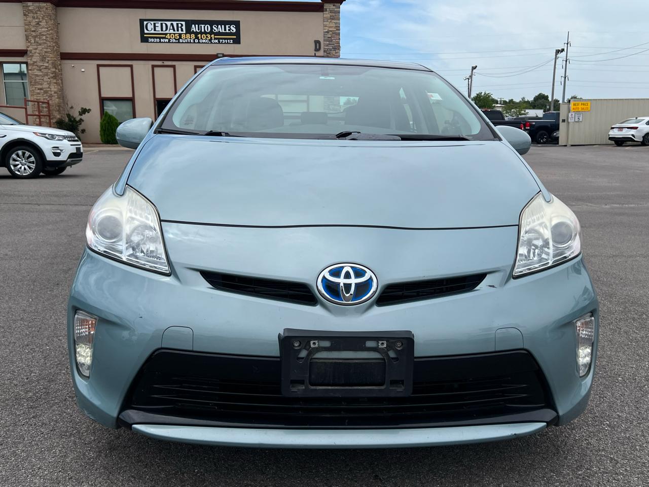 Toyota Prius Prius V 2012