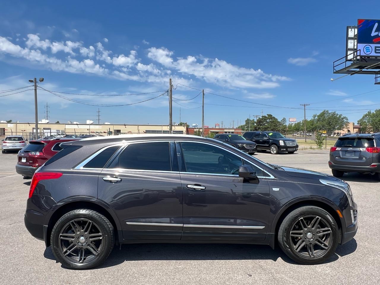 Cadillac XT5 AWD 4dr Platinum 2017