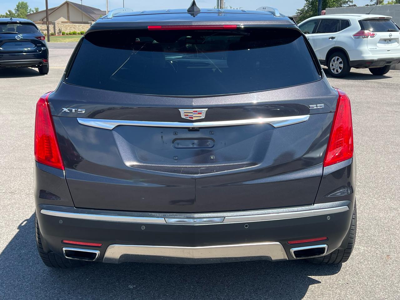 Cadillac XT5 AWD 4dr Platinum 2017