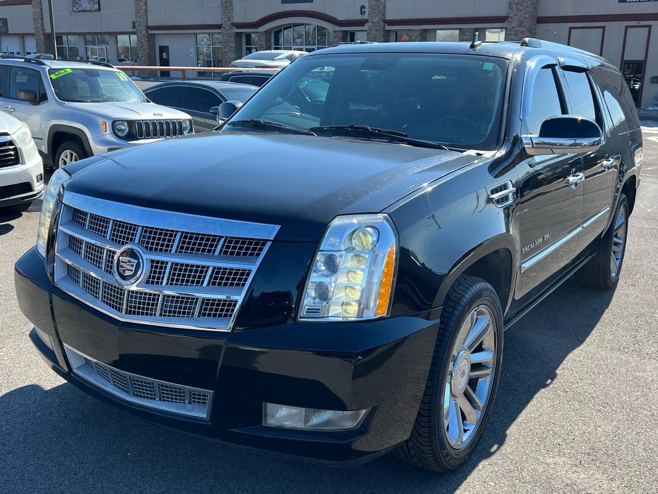 2013 Cadillac Escalade ESV AWD Platinum Edition's photo